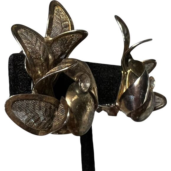 Vintage Bronze Flower Clip On Earrings Statement Petals Crystal Center - Picture 10 of 12